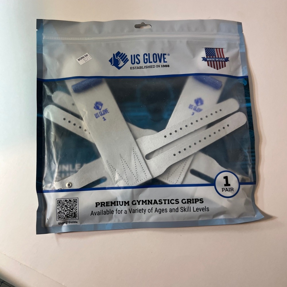 US Glove Gymnastics Grips Size 1 White Leather Buckle Blue Dowel Made in USA NEW